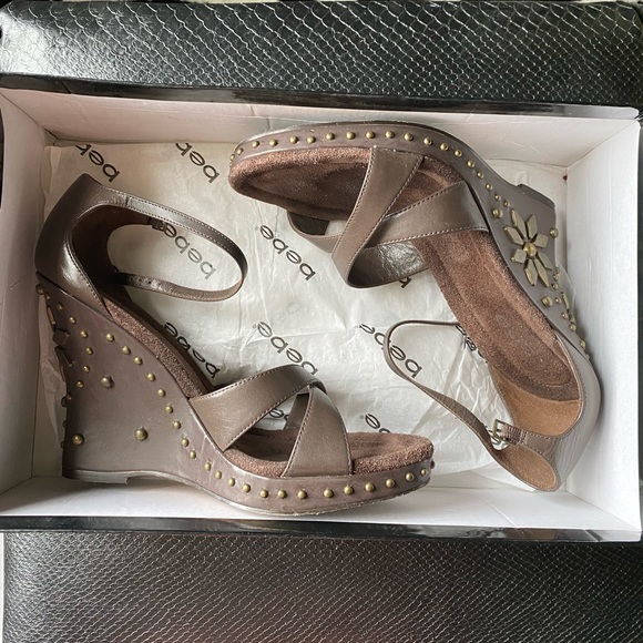 bebe Brown Wedges, size 7 (comes with box) - Picture 4 of 7